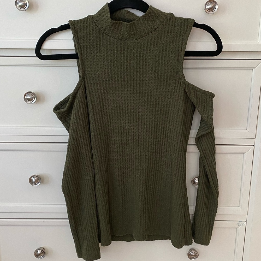 Cold Shoulder Long Sleeve